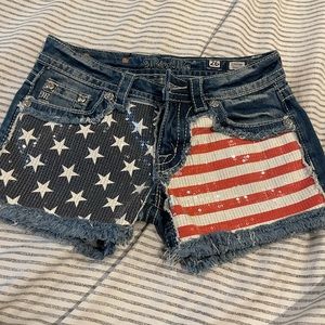 Size 26 Miss Me shorts